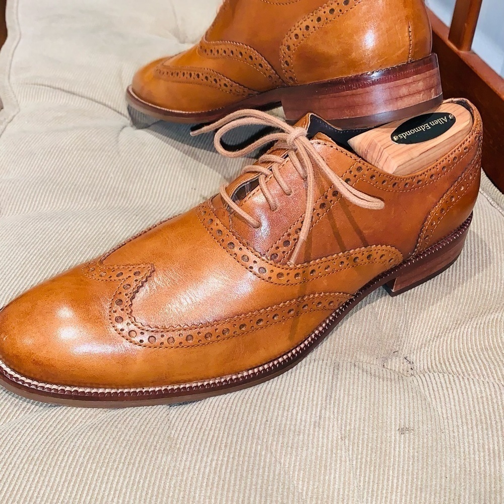 Cole Haan British Tan Wing Tip Oxfords. - Picture 3 of 15
